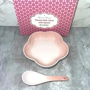 Le Creuset Flower Dish 16cm with Spoon